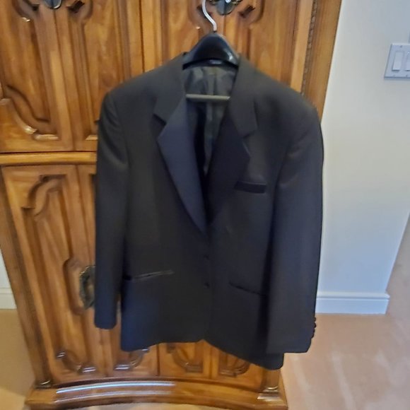Stanley Blacker Tuxedo Jacket, Pants 2Shirts, 35L - Picture 1 of 6